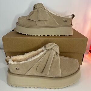 UGG Platform Slip-On Bow Slipper